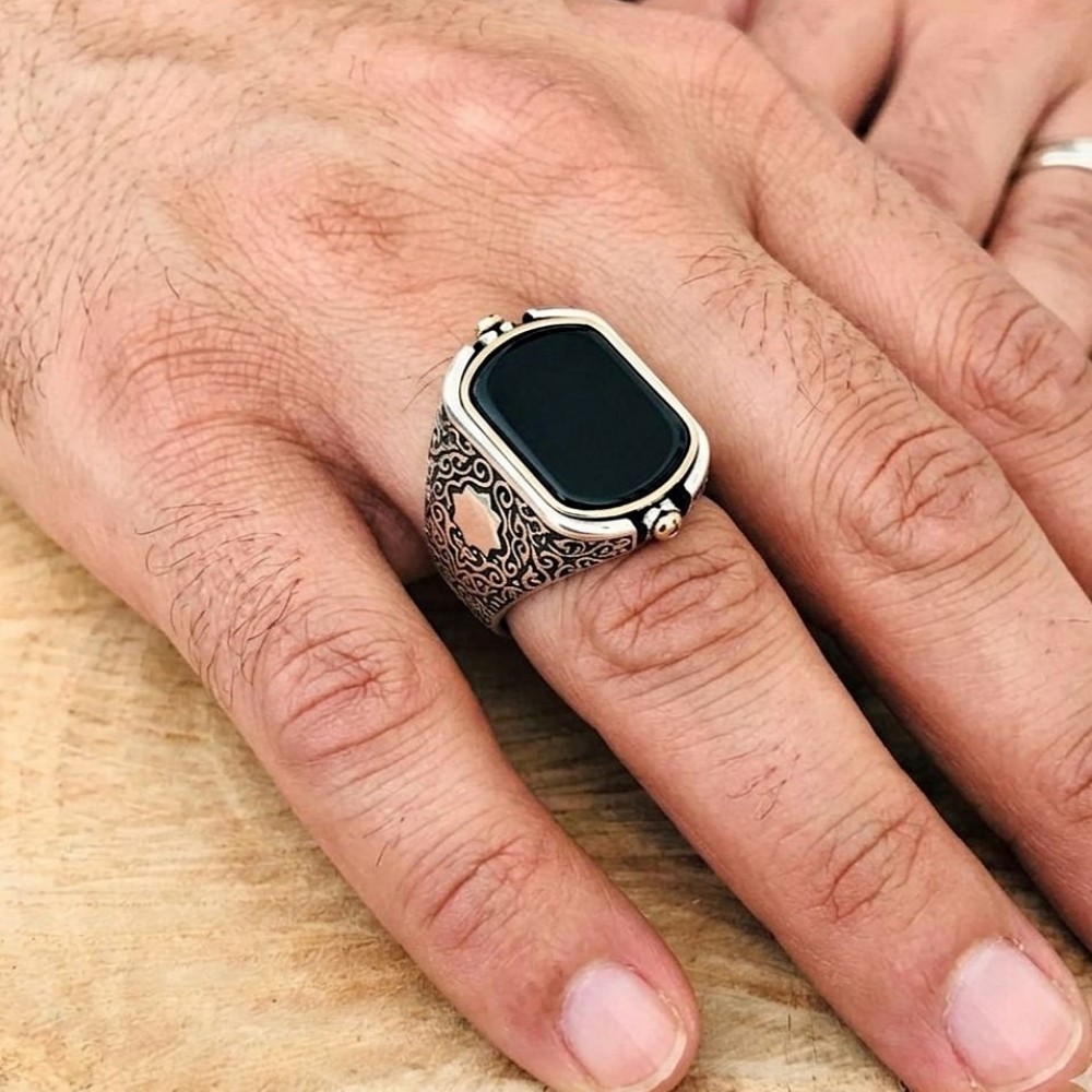 Çift Taraflı Elif Vav İşlemeli Siyah Taşlı Erkek Gümüş Yüzük MY102306 18409 Thumb